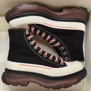 Alexander McQueen Tread‎ Slick Boots